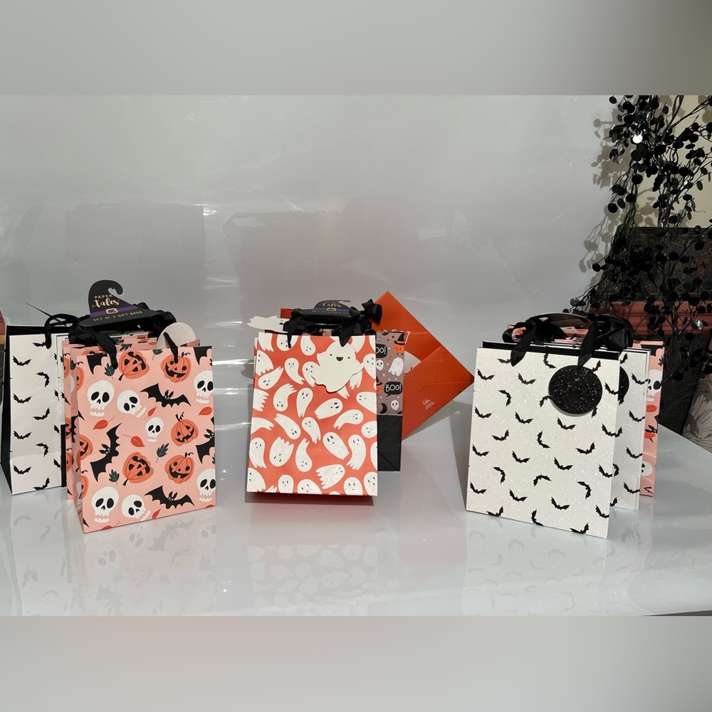 Paper Tales Halloween Gift Bags Set of 6
